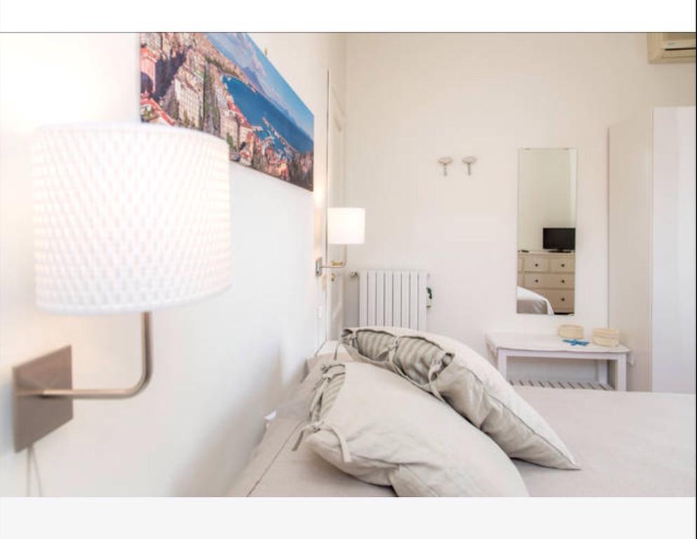 ナポリ テラッツァ ドゥオーモ Bed & Breakfast 部屋 写真