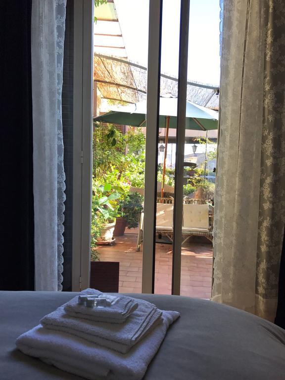 ナポリ テラッツァ ドゥオーモ Bed & Breakfast エクステリア 写真